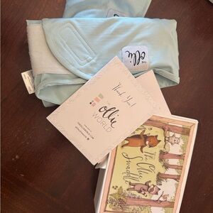 TWO Ollie World Baby Swaddle in Light Blue